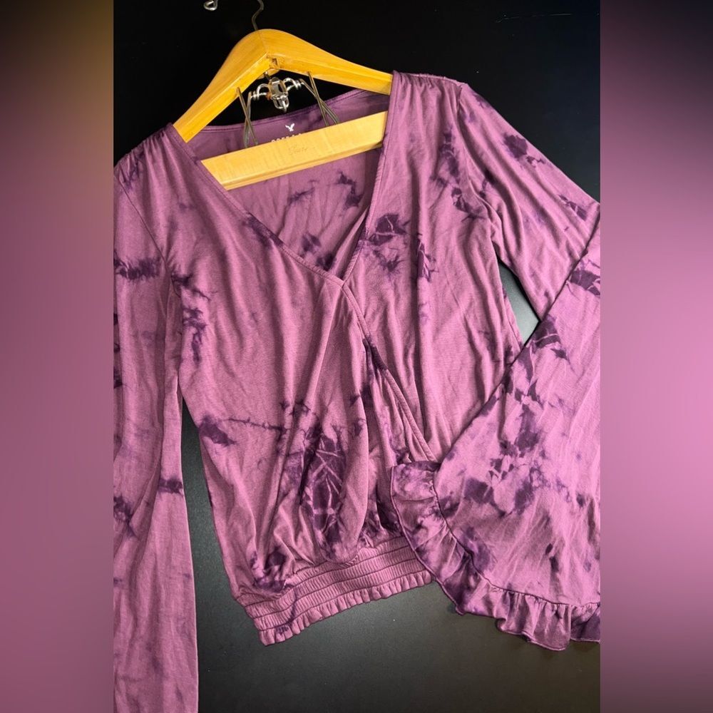 American Eagle Soft & Sexy Tie Dye Ruffle Bell Sleeve Top Wine Color Size S EUC